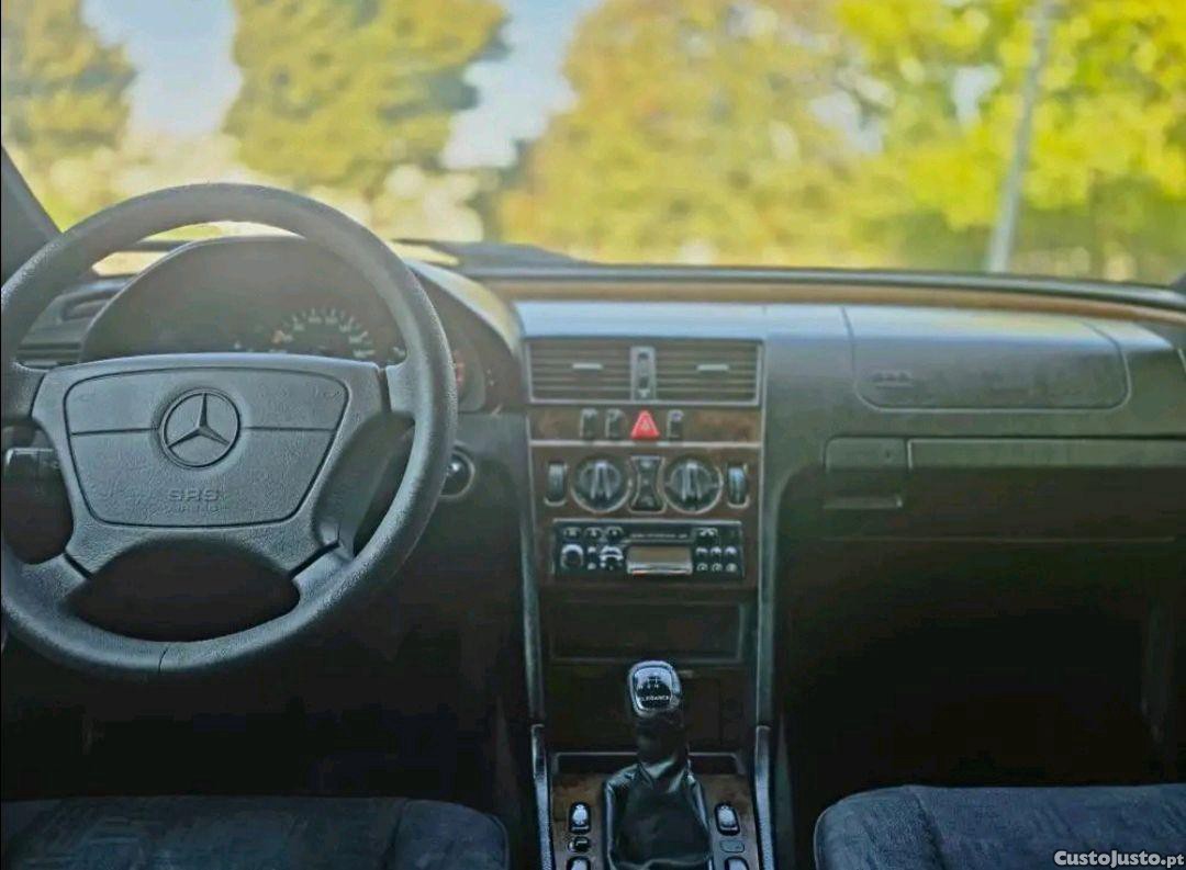 Mercedes-Benz C 220 Bom Estado — photo 3