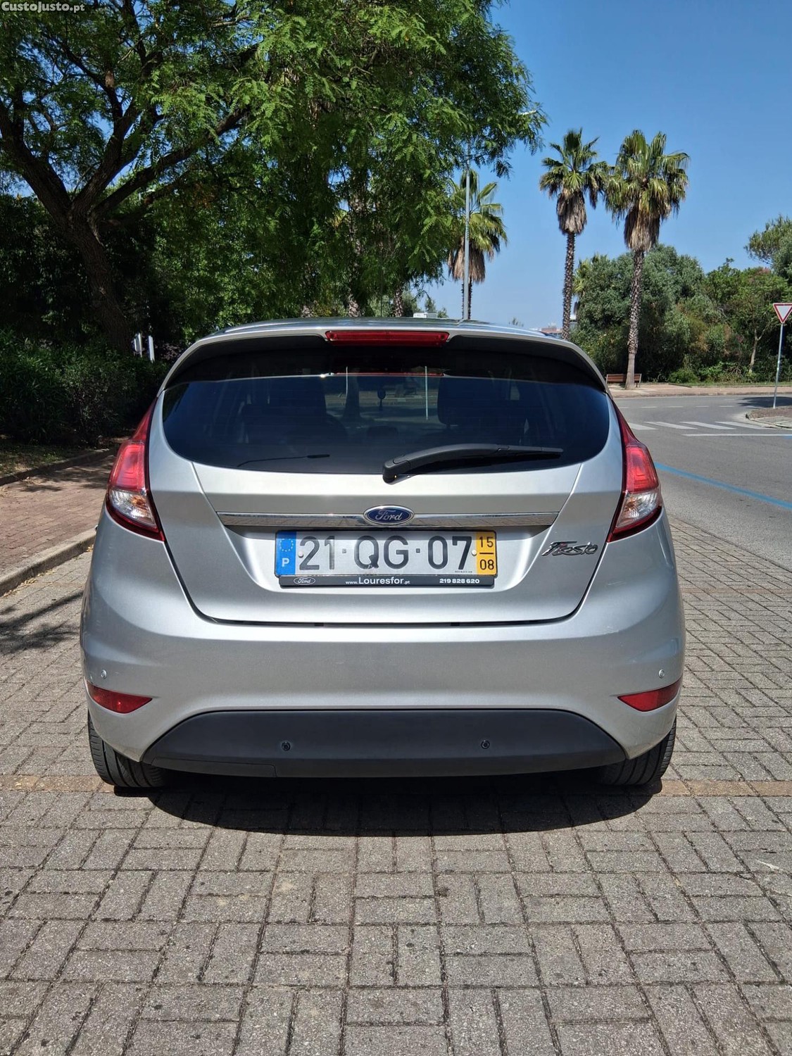 Ford Fiesta 1.5 TDCi — fotografia 8