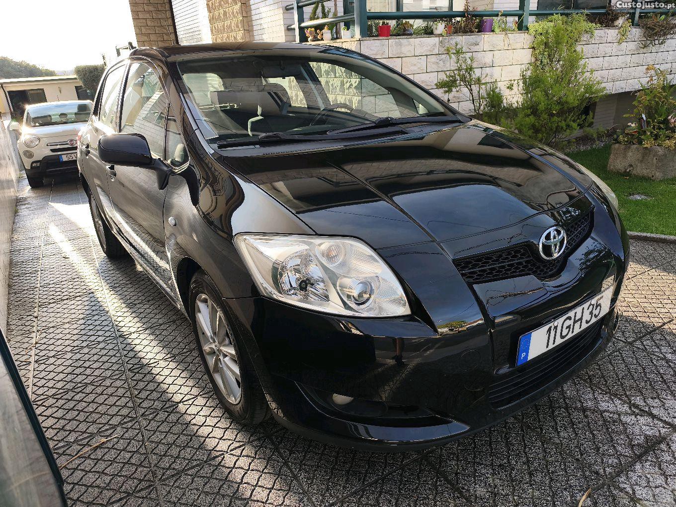 Toyota Auris 1.4 D4D - 08 foto 4