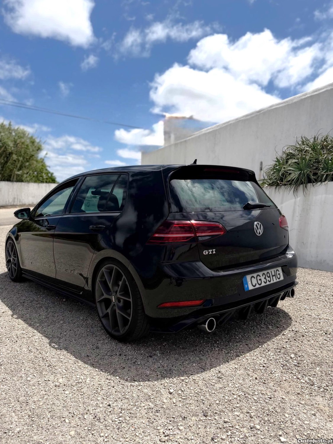 Volkswagen Golf GTI 2.0 TSI DSG — fotografia 4