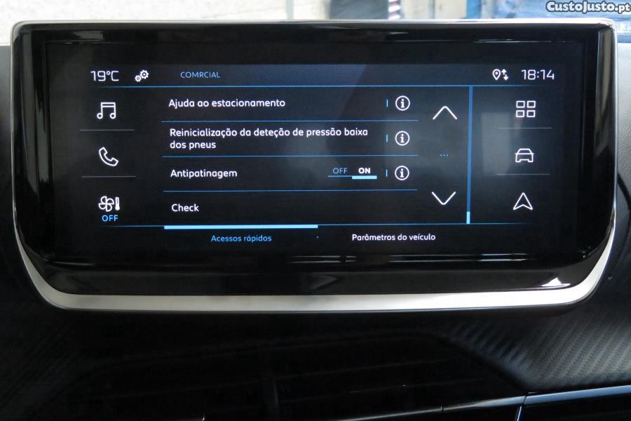 Peugeot e-208 50 kWh Active — fotografia 13