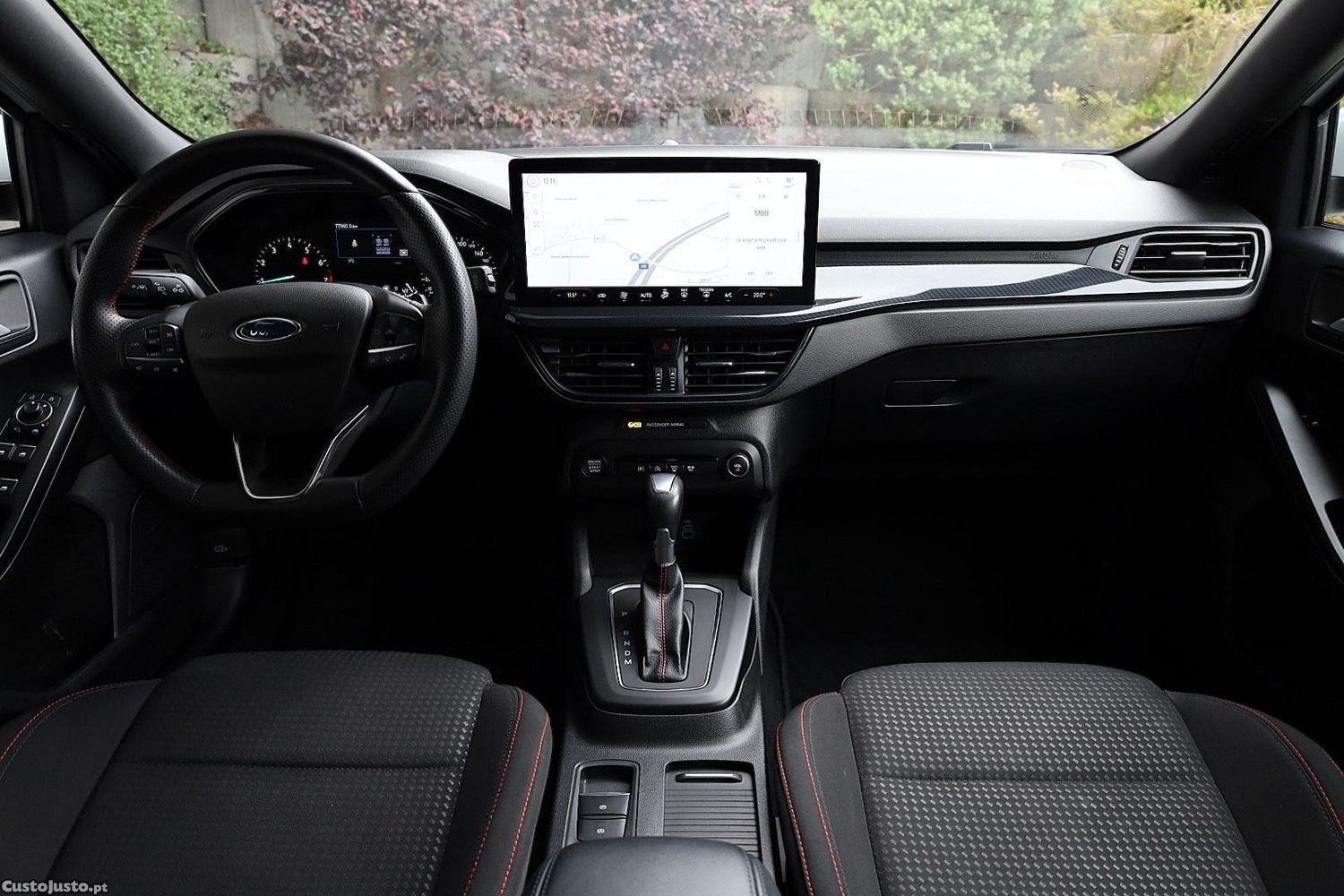 Ford Focus 1.0 EcoBoost MHEV ST-Line Aut. — fotografia 10