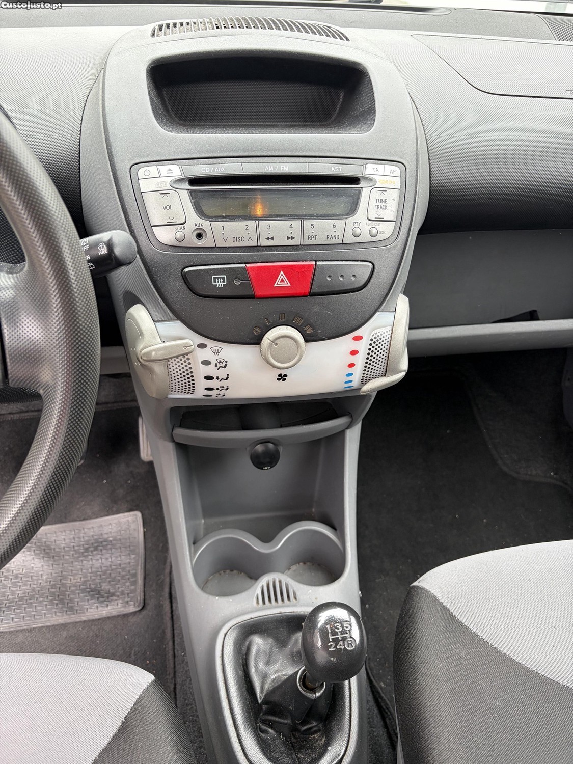 Toyota Aygo 1.0Gasolina — fotografia 4