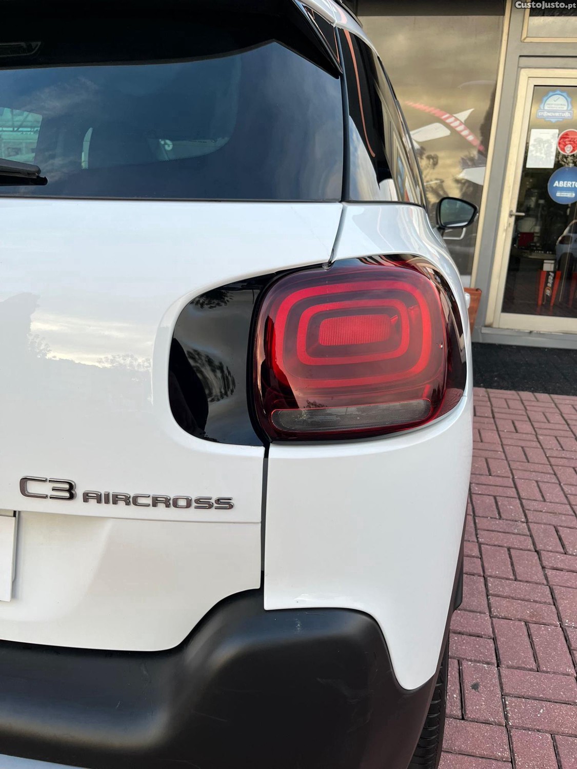 Citroën C3 Aircross 1.5 BlueHDi Shine — fotografia 3
