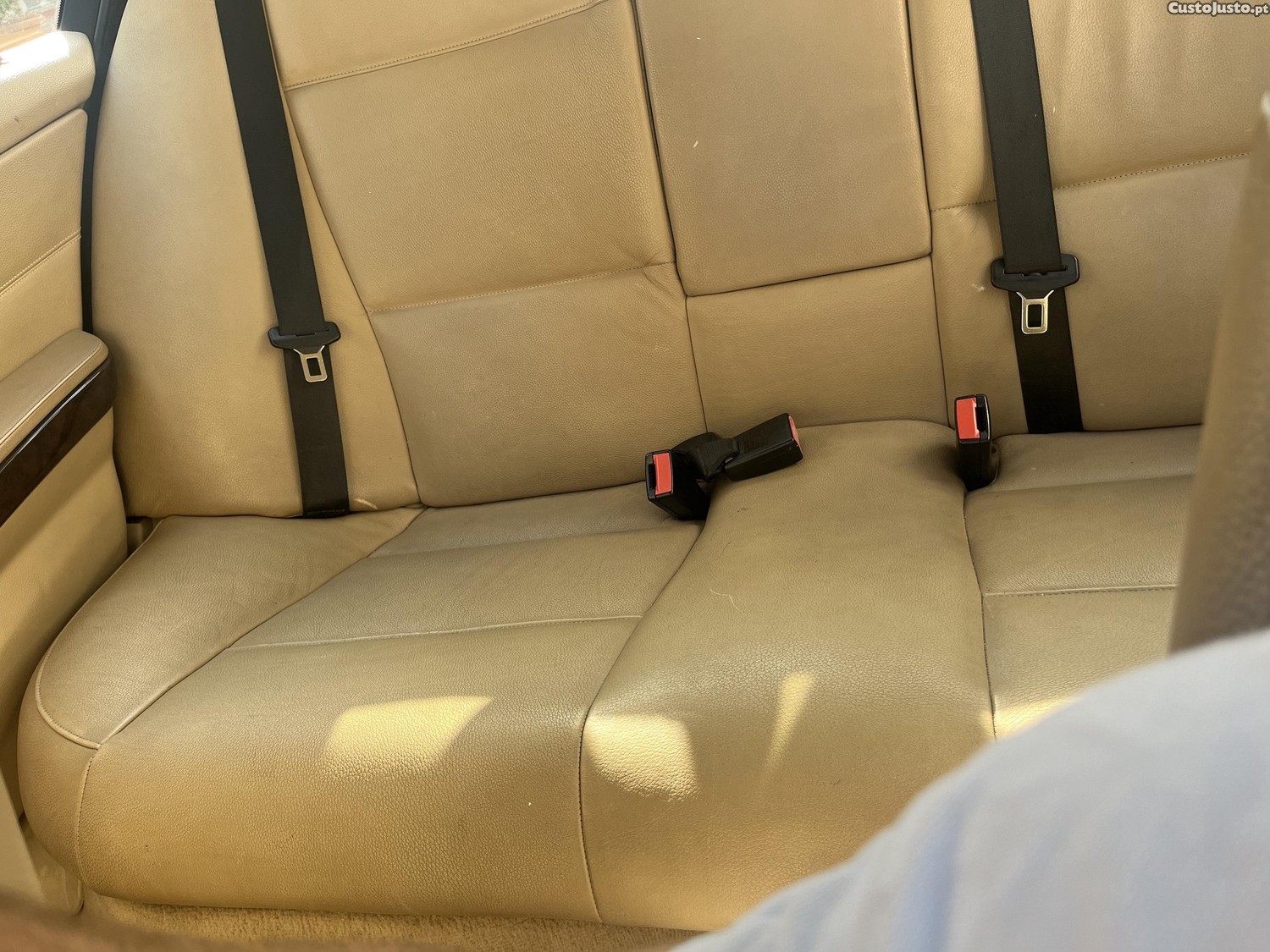 BMW 320 E90 — fotografia 2