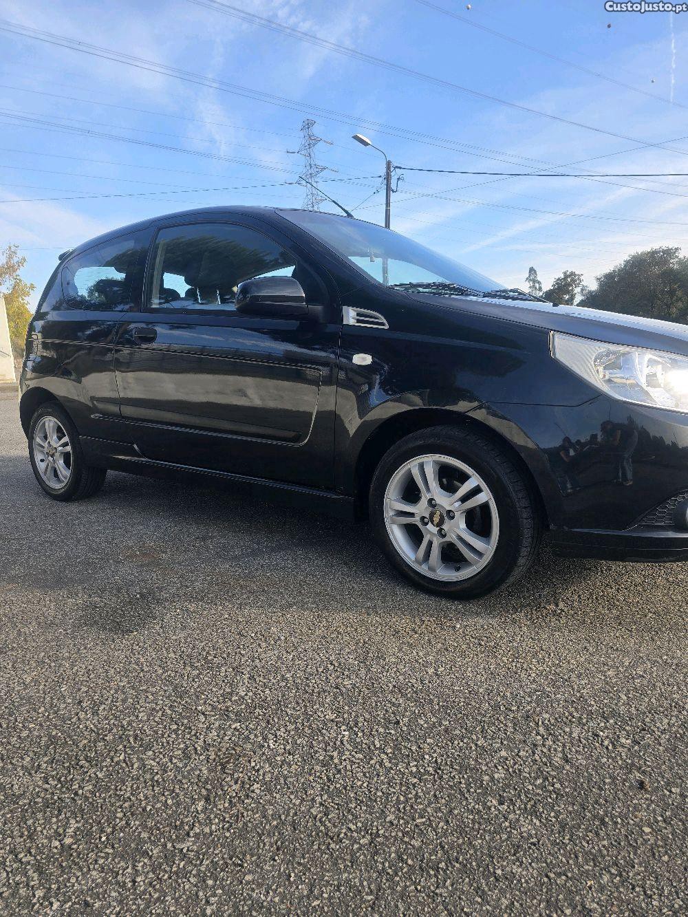 Chevrolet Aveo gasolina — photo 2
