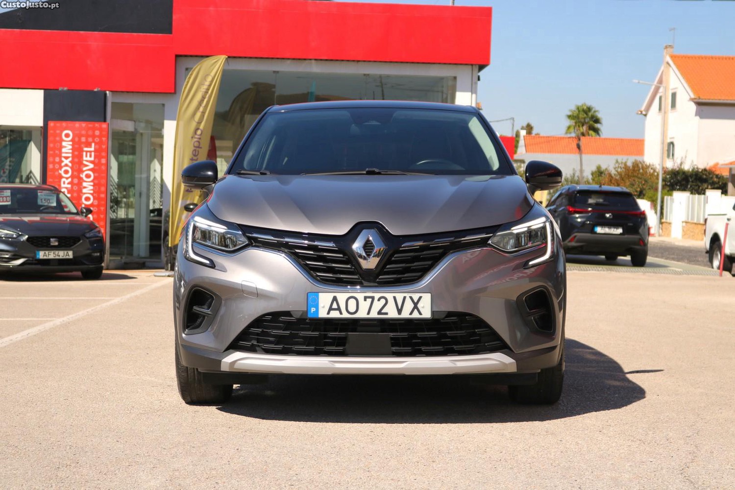 Renault Captur 1.6 E-Tech Plug-In Intens 160cv — photo 4