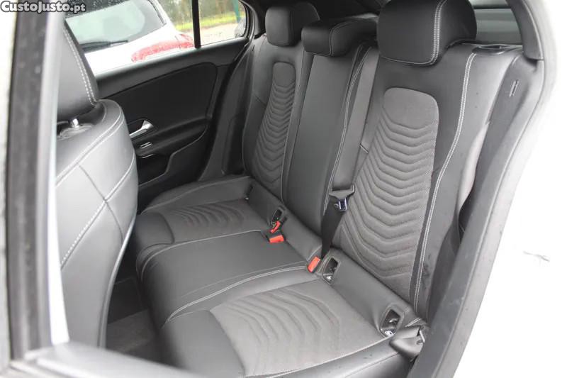Mercedes-Benz A 180 d Business Solutions — fotografia 4