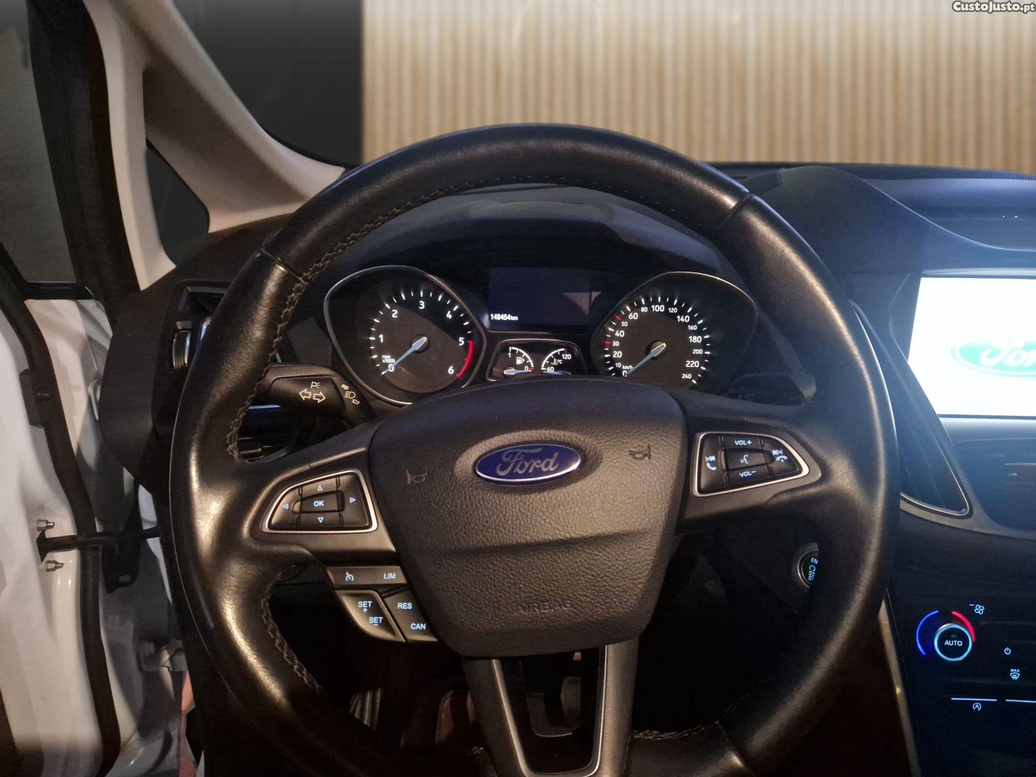 Ford Grand C-Max 1.5TDCI — fotografia 6