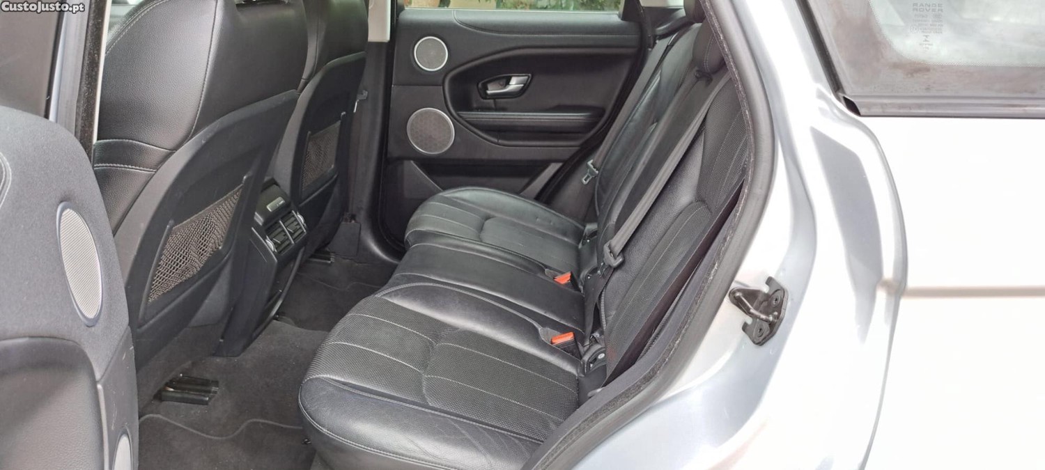 Land Rover Evoque 2.0 eD4 SE — fotografia 4