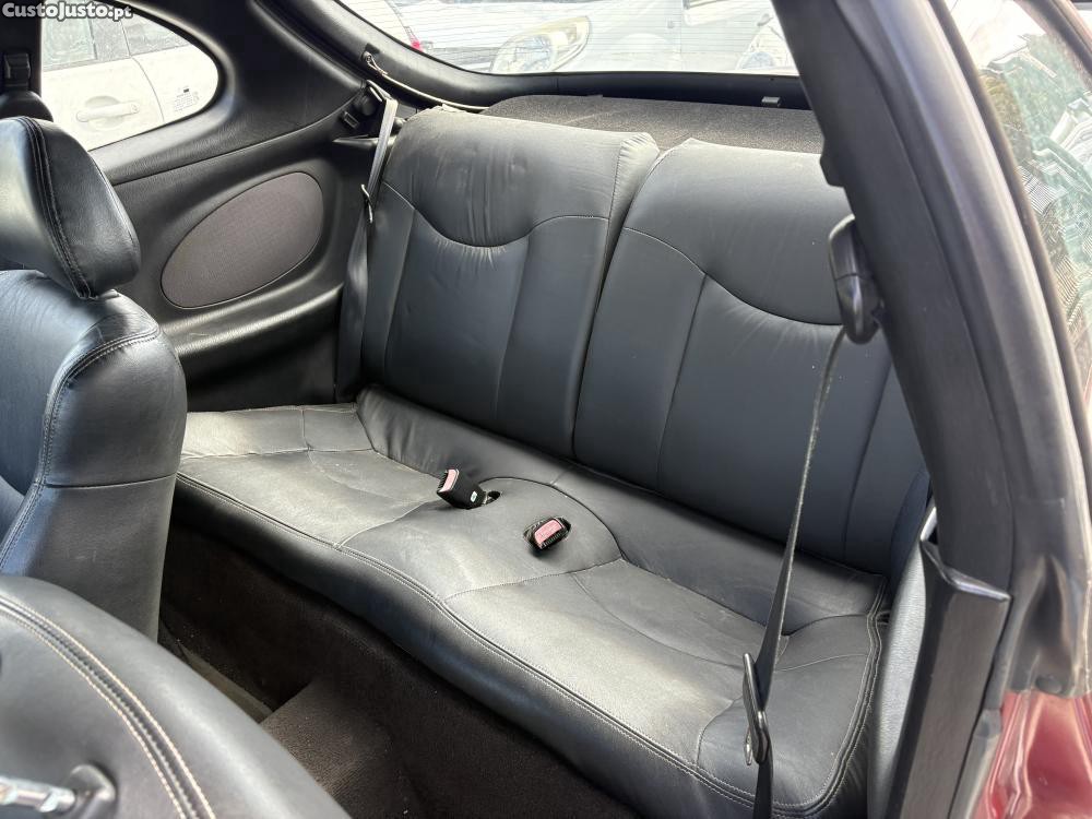 Hyundai Coupe 1.6 i 16v — fotografia 3