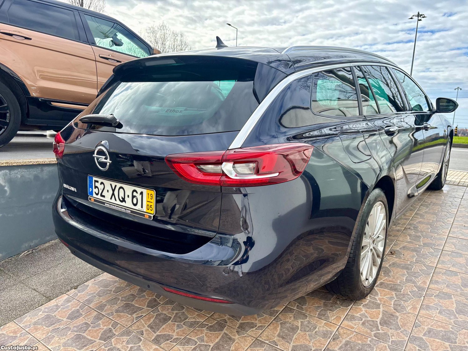 Opel Insignia SPORTS TOURER 1.6 CDTI INNOVATION AUTOMÁTICA NACIONAL — fotografia 7
