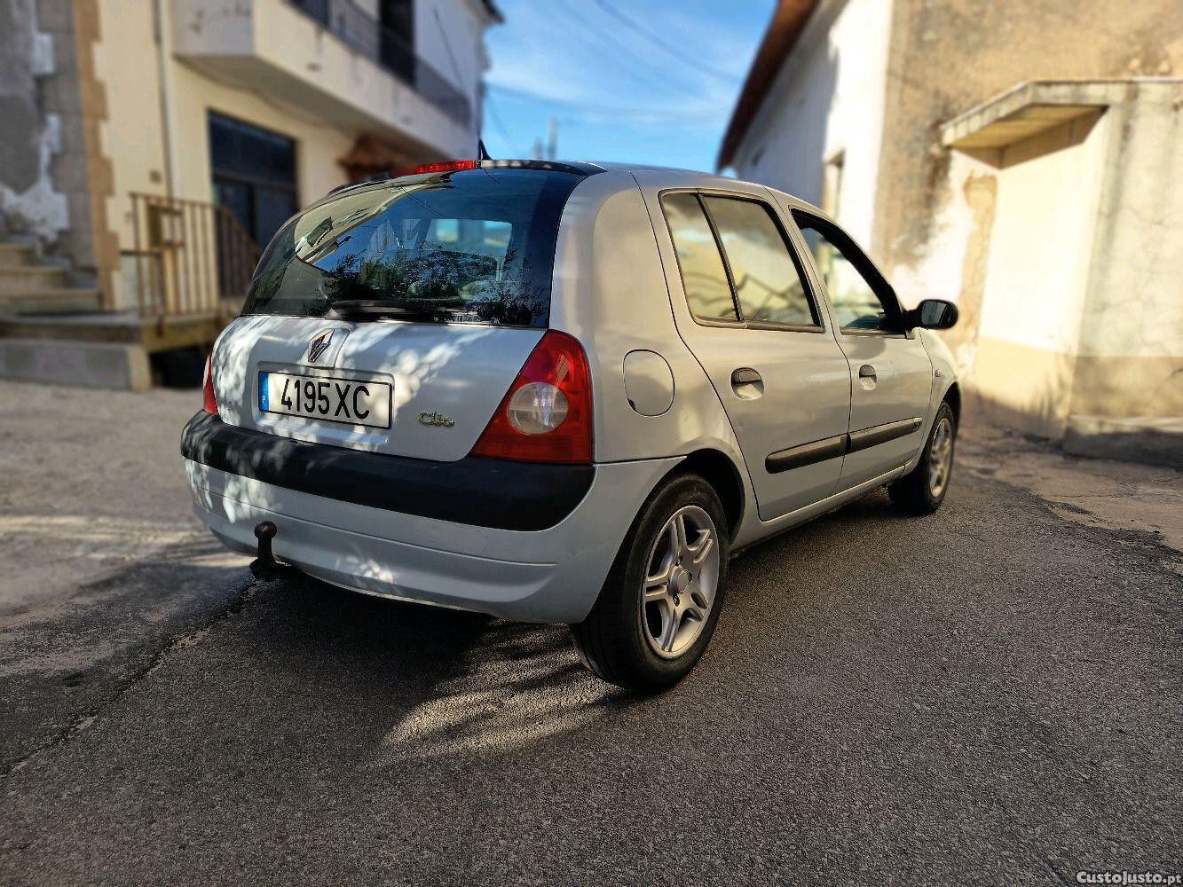 Renault Clio 1.2 — fotografia 7