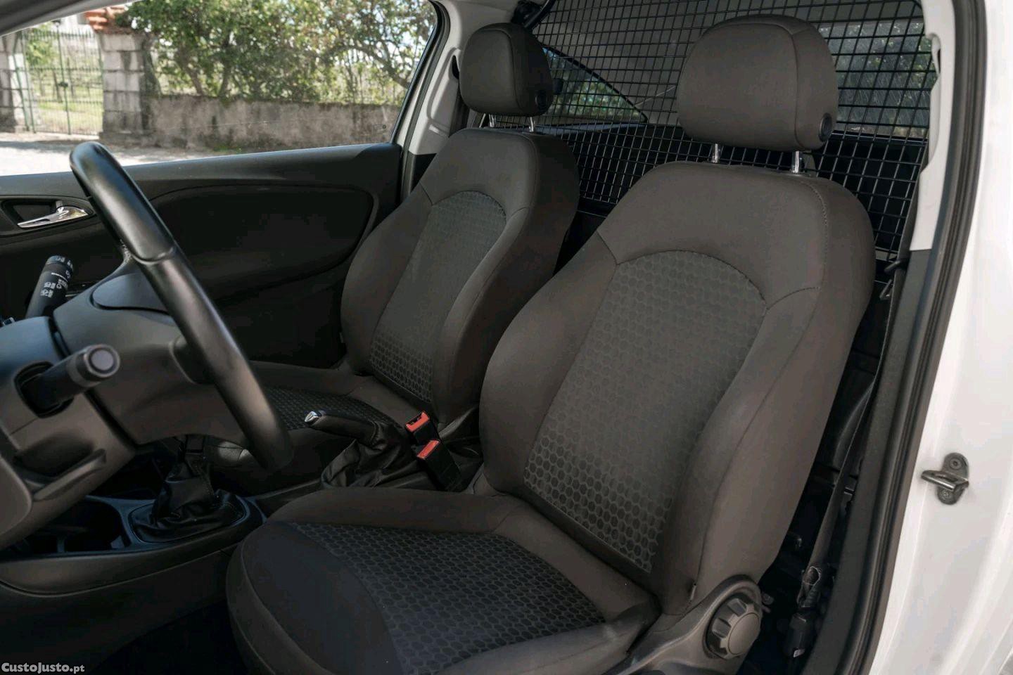 Opel Corsa 1.3 CDti — photo 5