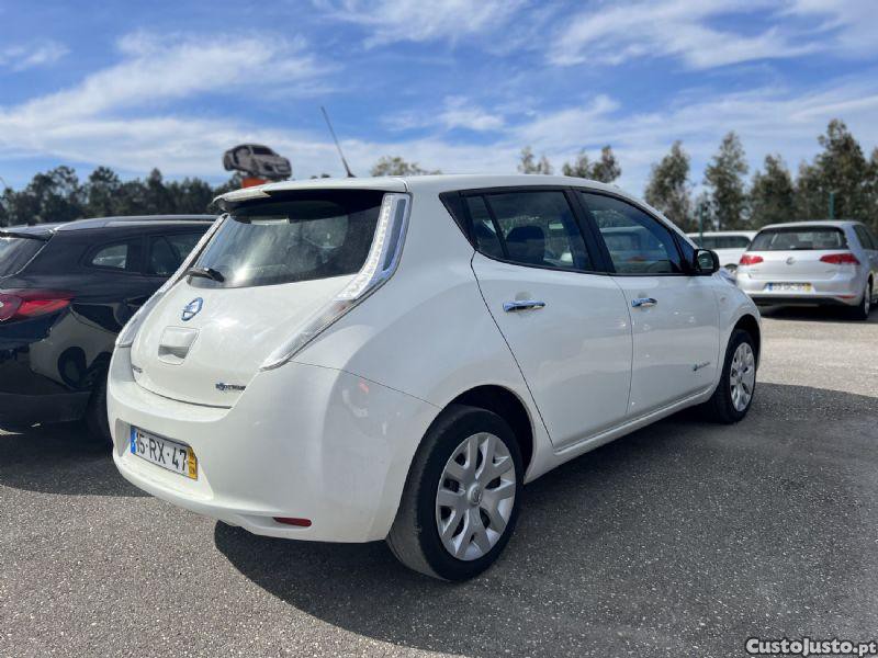 Nissan Leaf 24 kWh VISIA - 16 — photo 5
