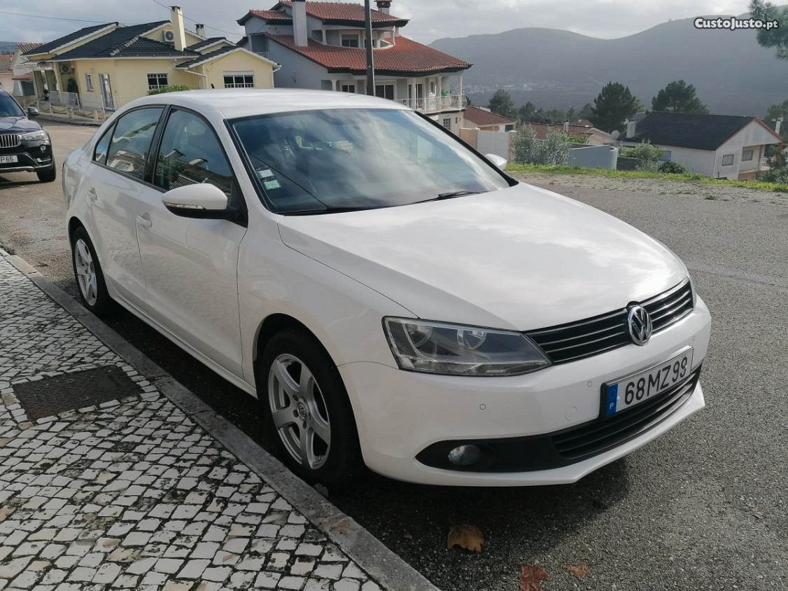 VW Jetta 1.6 tdi - 12 foto 3