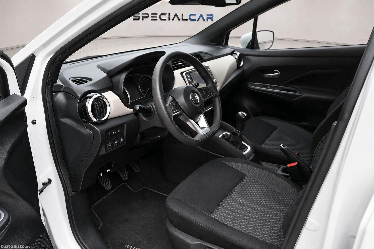 Nissan Micra 1.0 IG-T Acenta — fotografia 8