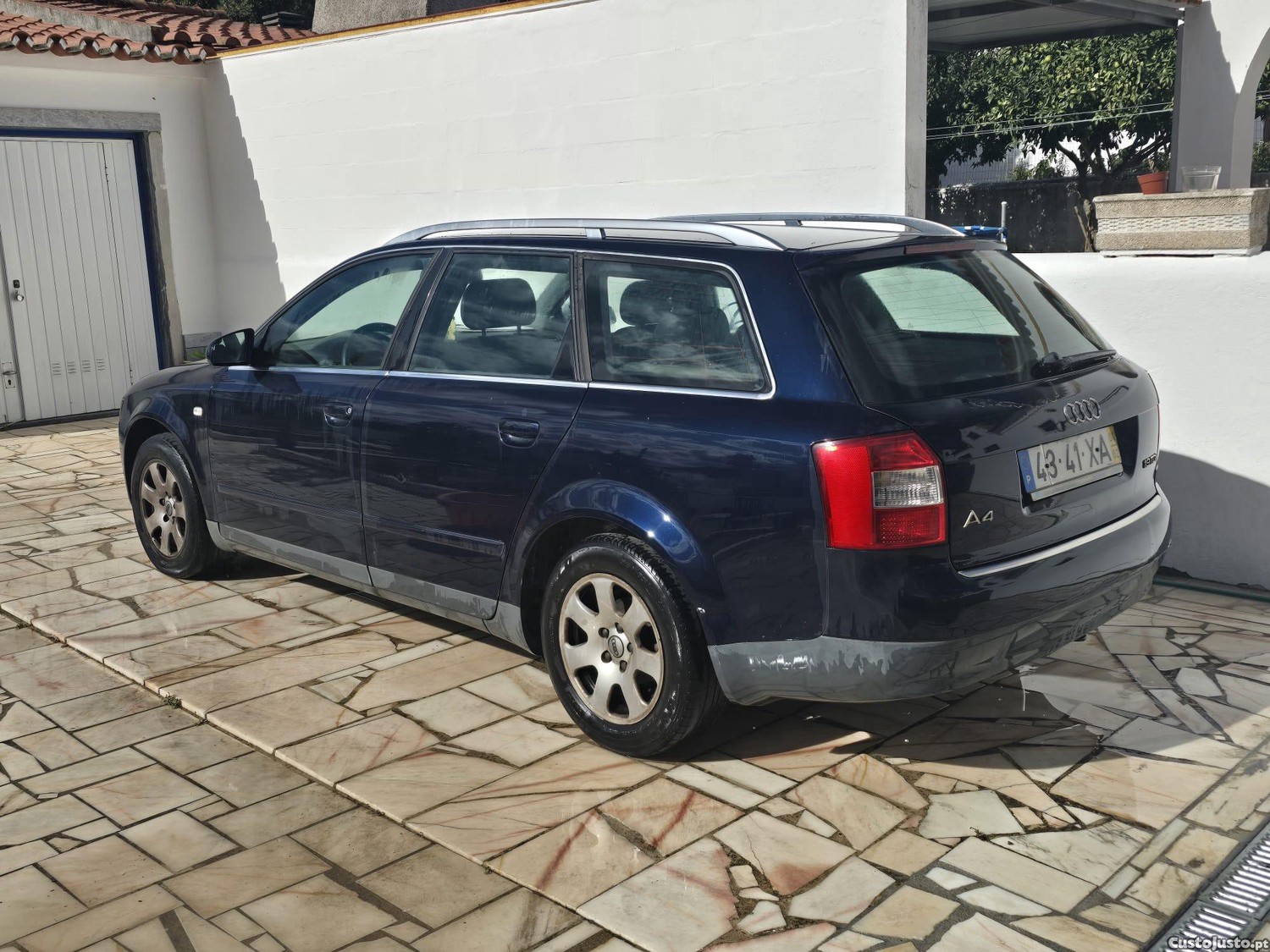 Audi A4 (8E) — fotografia 2
