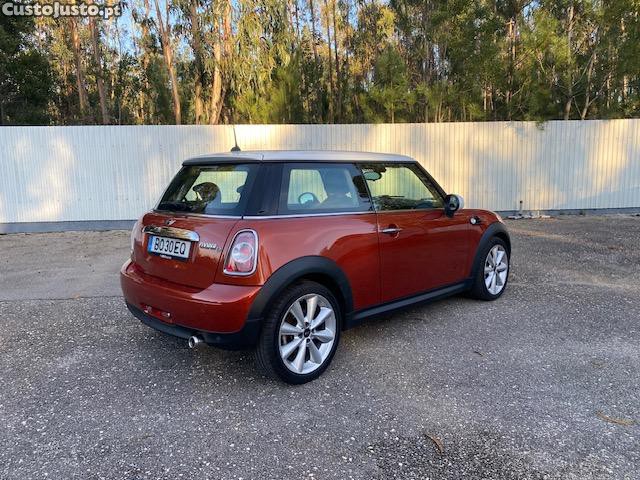 MINI Cooper D 1.6 110 CV 2013 - 13 — photo 3