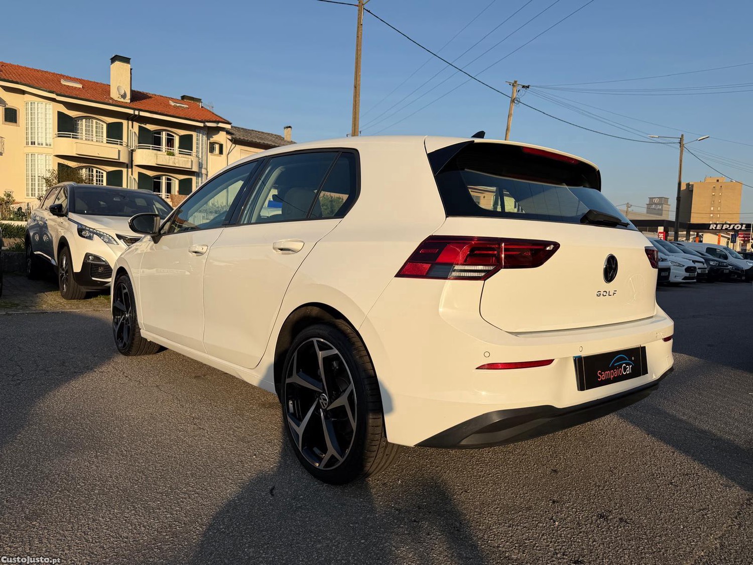 Volkswagen Golf 2.0 TDI Conceptline — fotografia 19