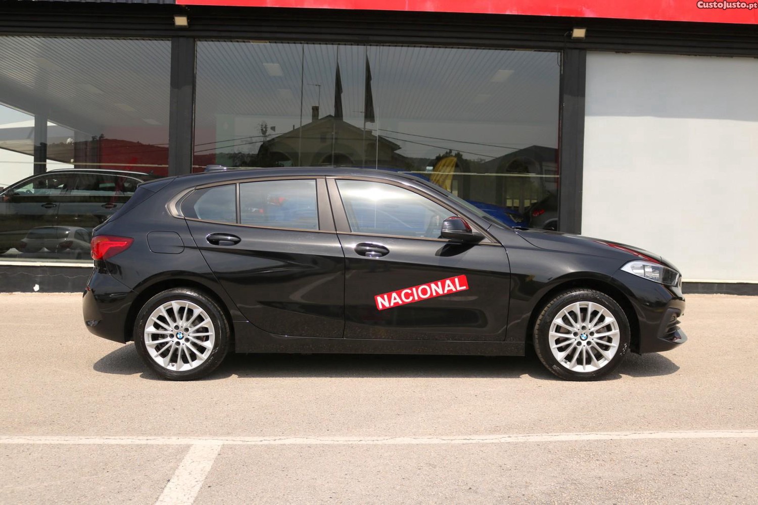 BMW 116 d Corporate Edition Auto — fotografia 52