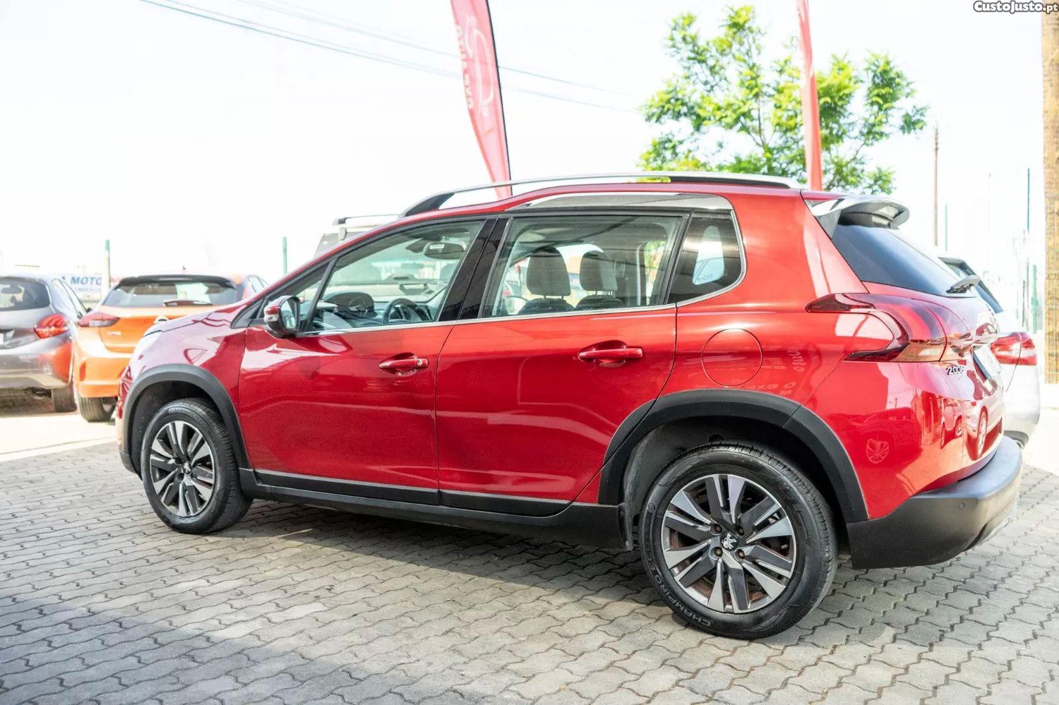Peugeot 2008 1.2 puretech allure eat6 — fotografia 6