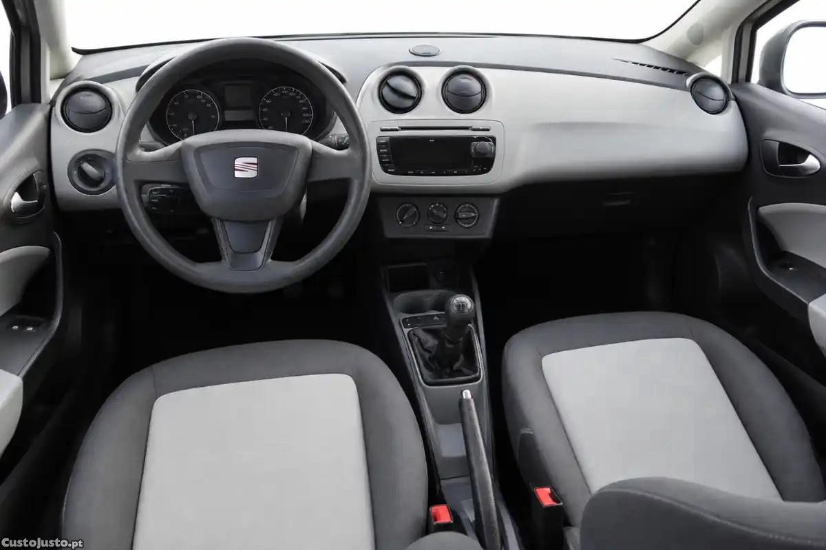 Seat Ibiza 1.2 12V Style — photo 4