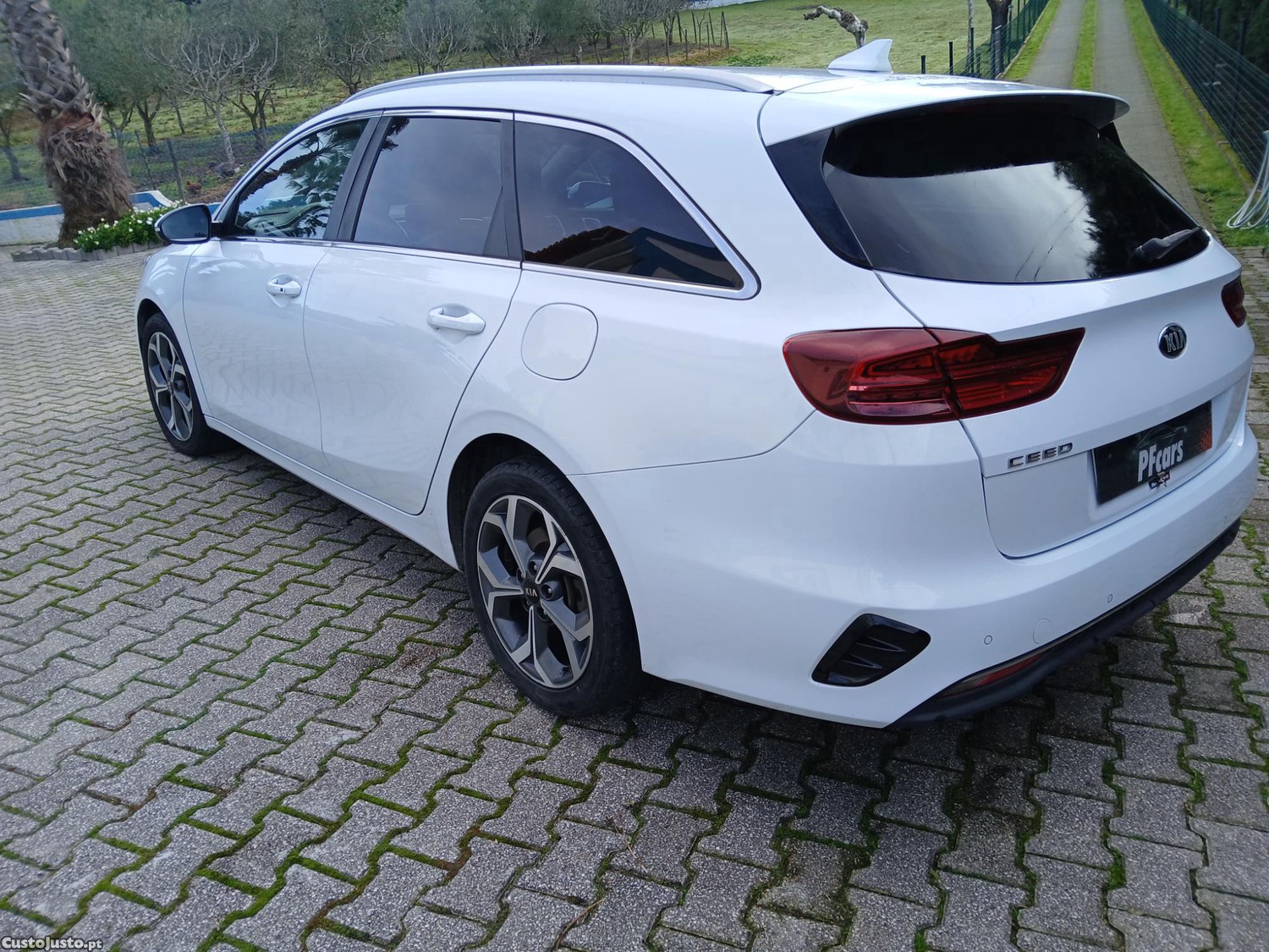Kia Ceed 1.6  SW CRDI GT Line136 cv - 19 foto 4