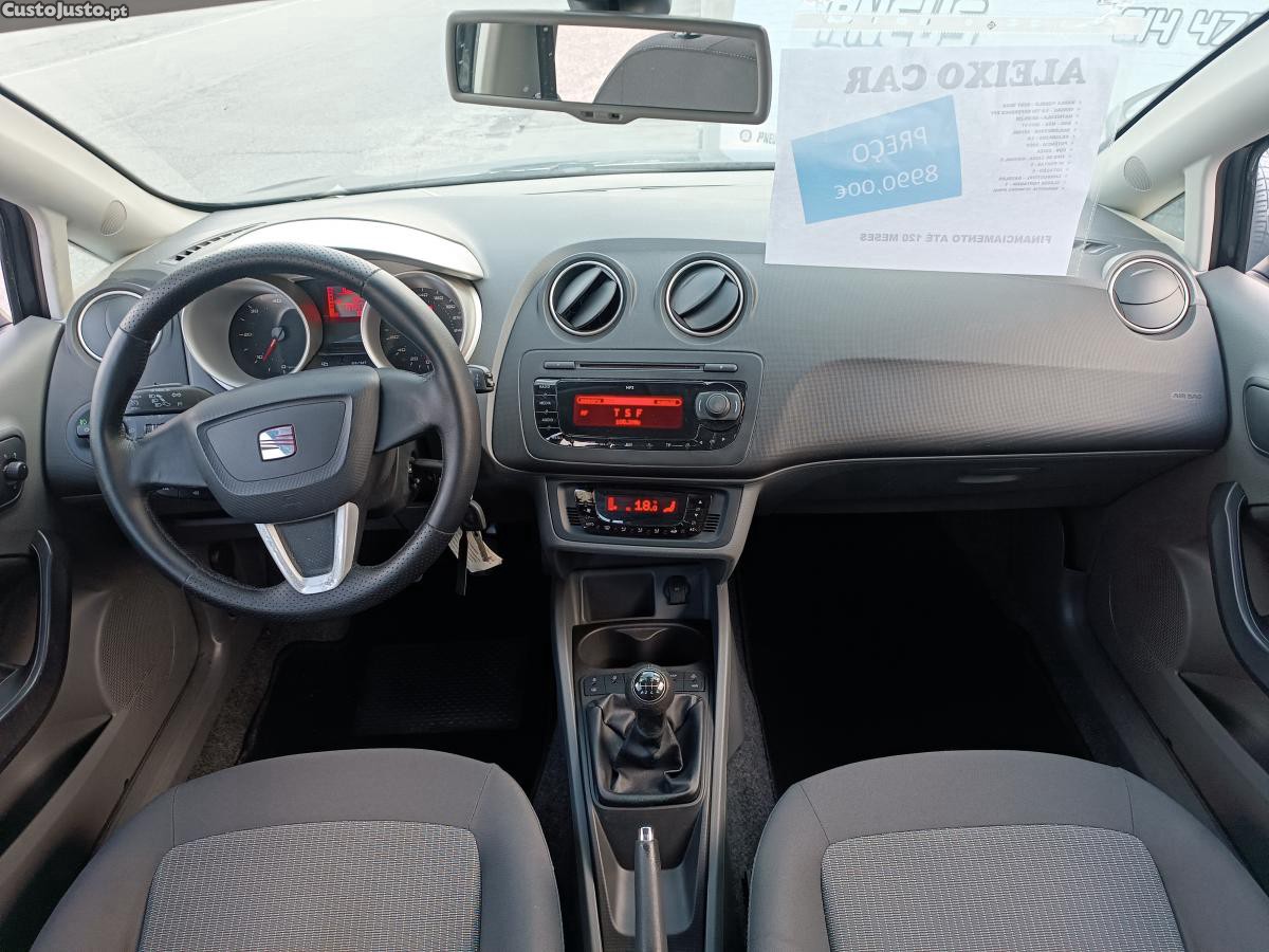 SEAT Ibiza 1.6TDI FULL EXTRAS — fotografia 7