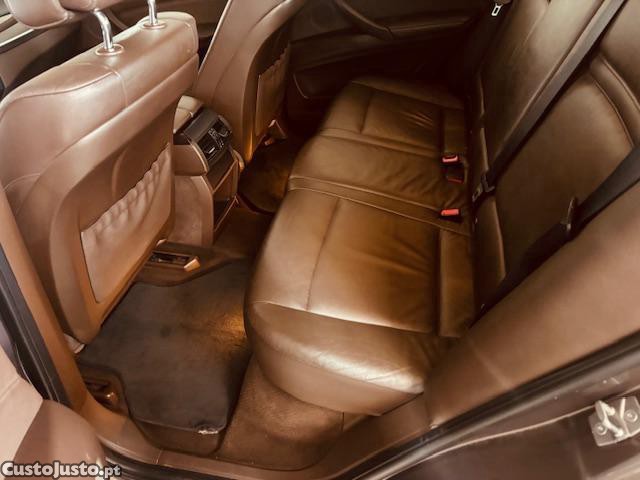 BMW X5 Xdrive 30d de 2012 — fotografia 3