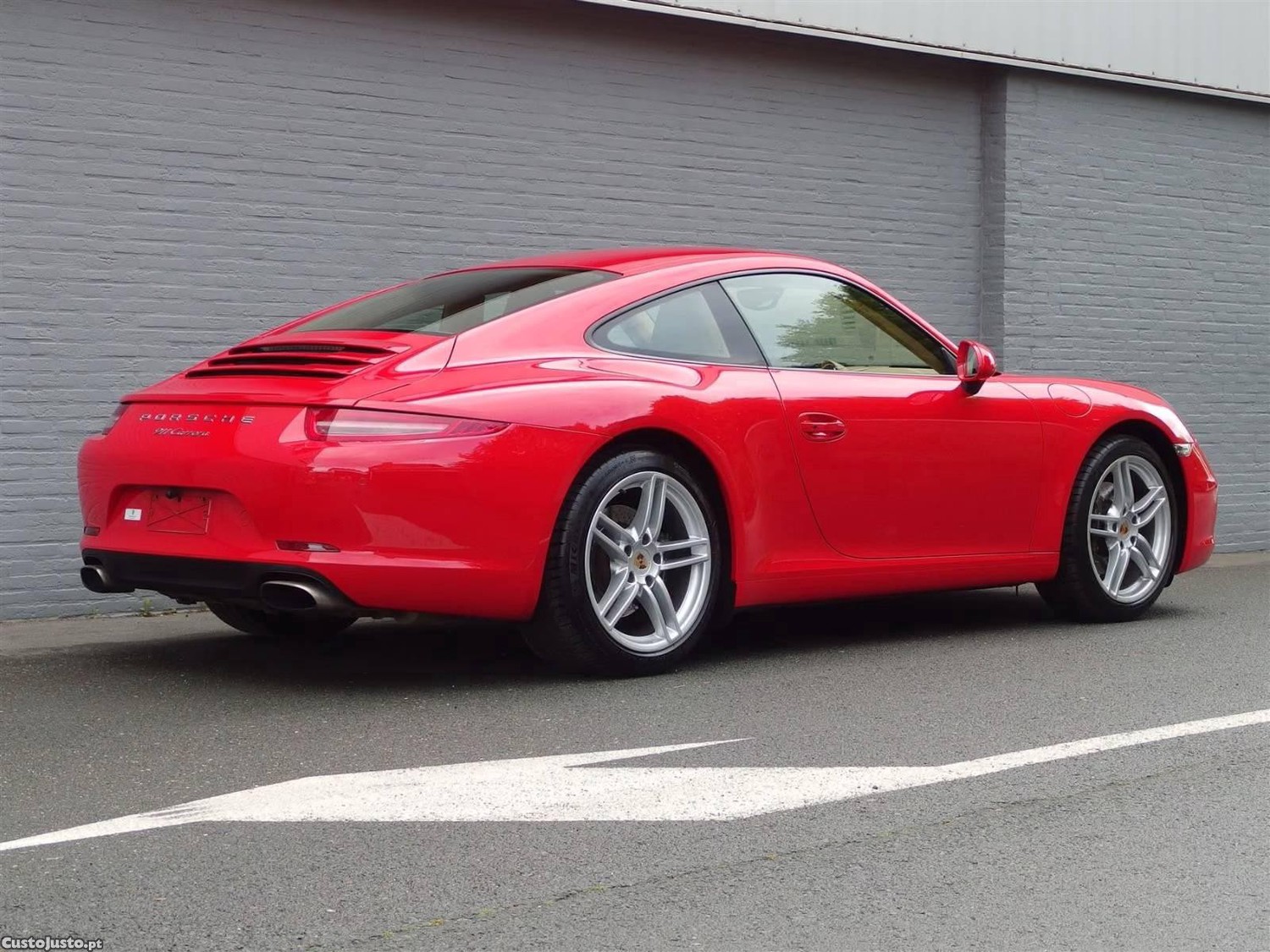 Porsche 911 Carrera - 13 — photo 5