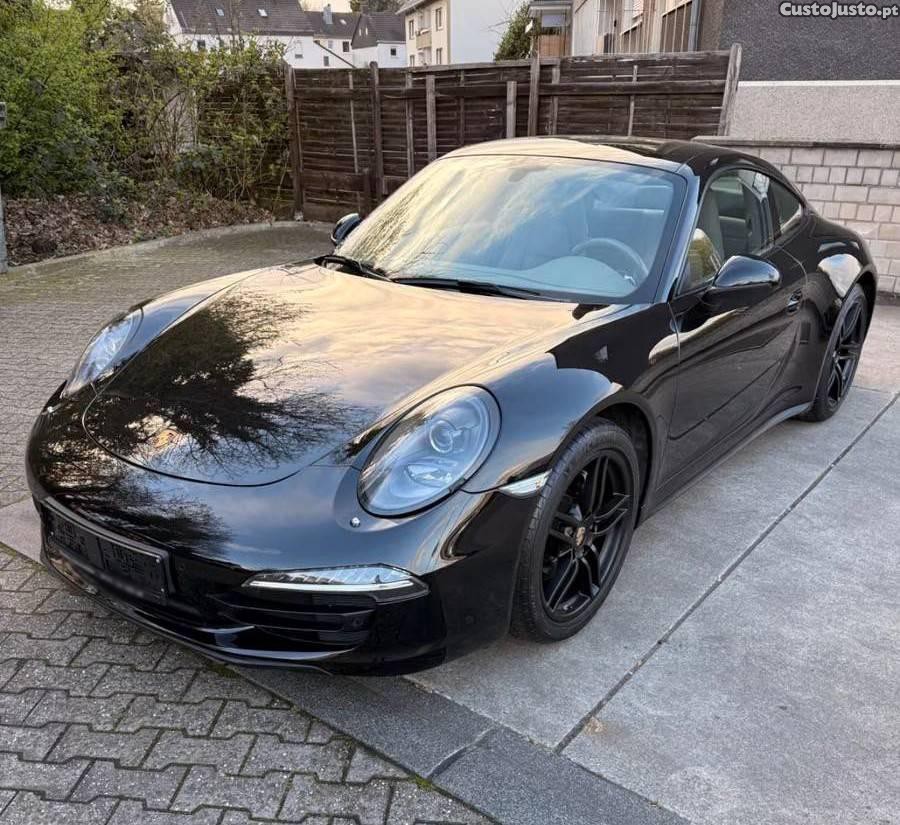 Porsche 911 Carrera 4 - 15 — photo 2