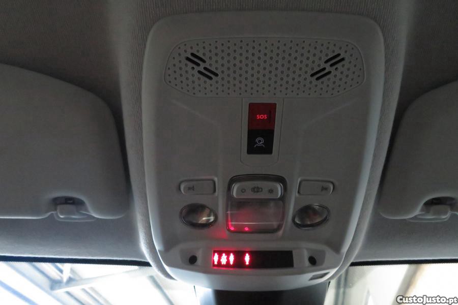 Peugeot e-208 50 kWh Active — fotografia 9