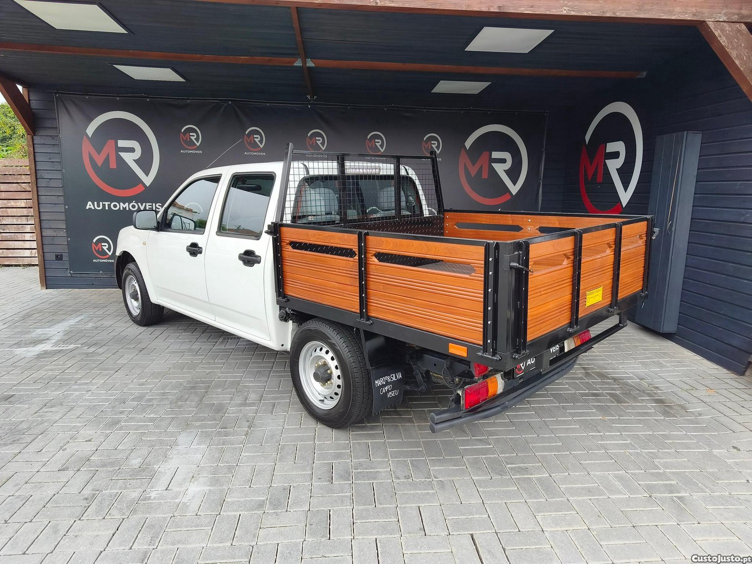 Isuzu D-Max 2.5 DTi CD 2WD LS CM — fotografia 24