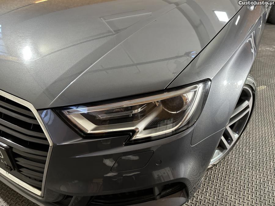 Audi A3 1.6 TDi Sport - 18 foto 4