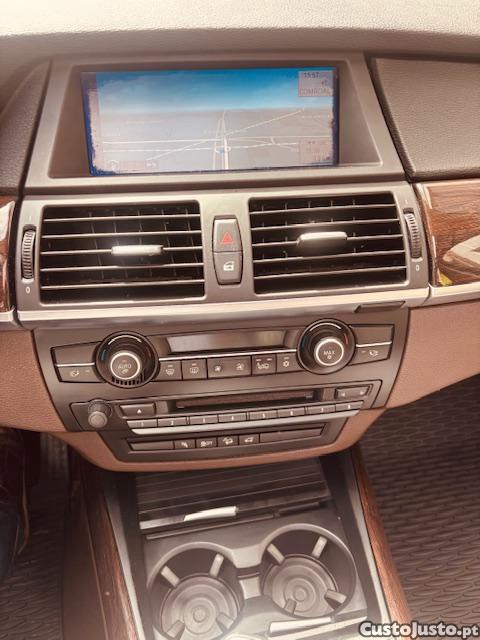 BMW X5 Xdrive 30d de 2012 — fotografia 2