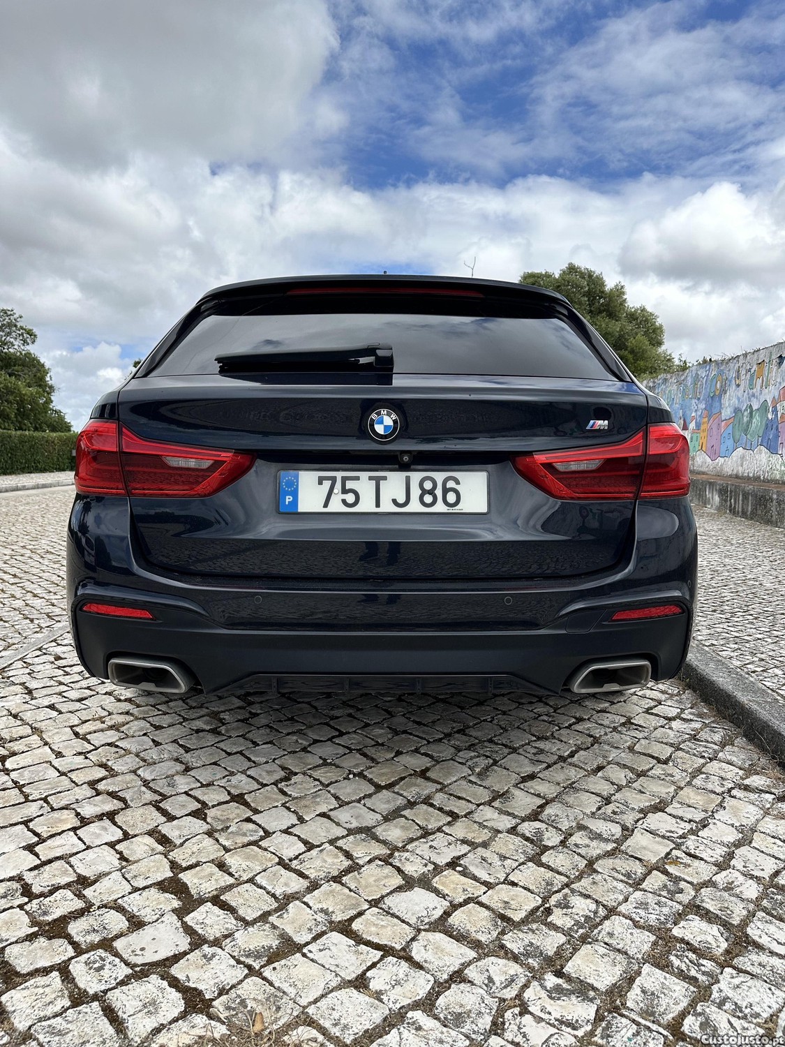 BMW 525 Touring Pack M - 17 — photo 5