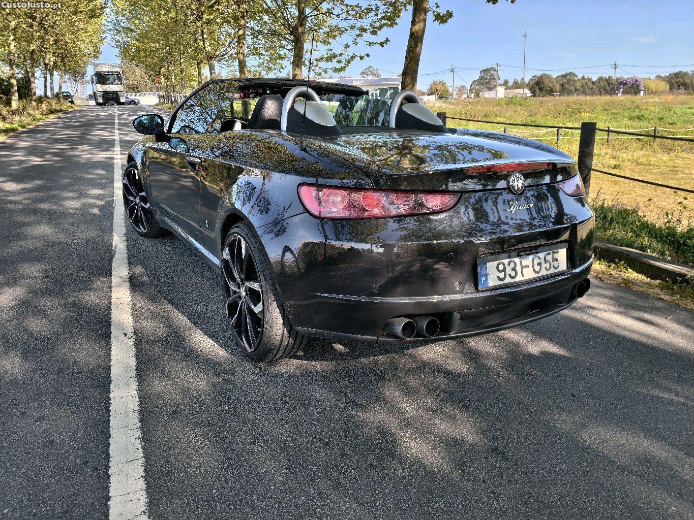 Alfa Romeo Spider 2.4 jtd - 08 — photo 2