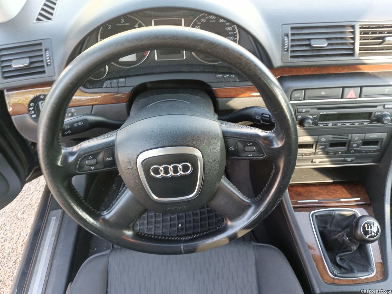 Audi A4 2.0 TDI — fotografia 4