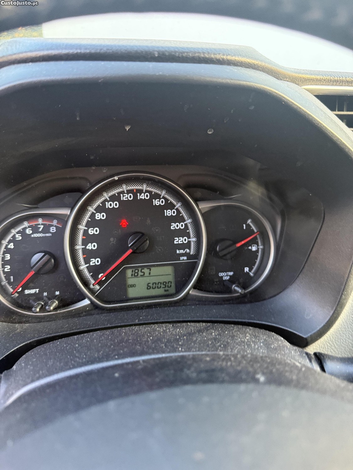 Toyota Yaris 1.0 — photo 3