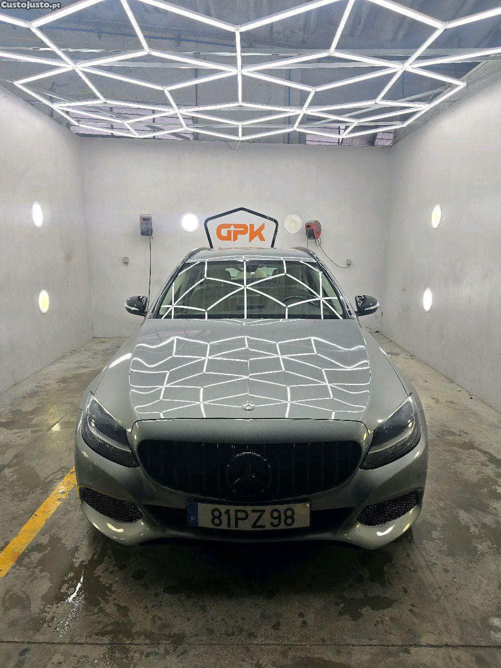 Mercedes-Benz C 200 avantgard — fotografia 10
