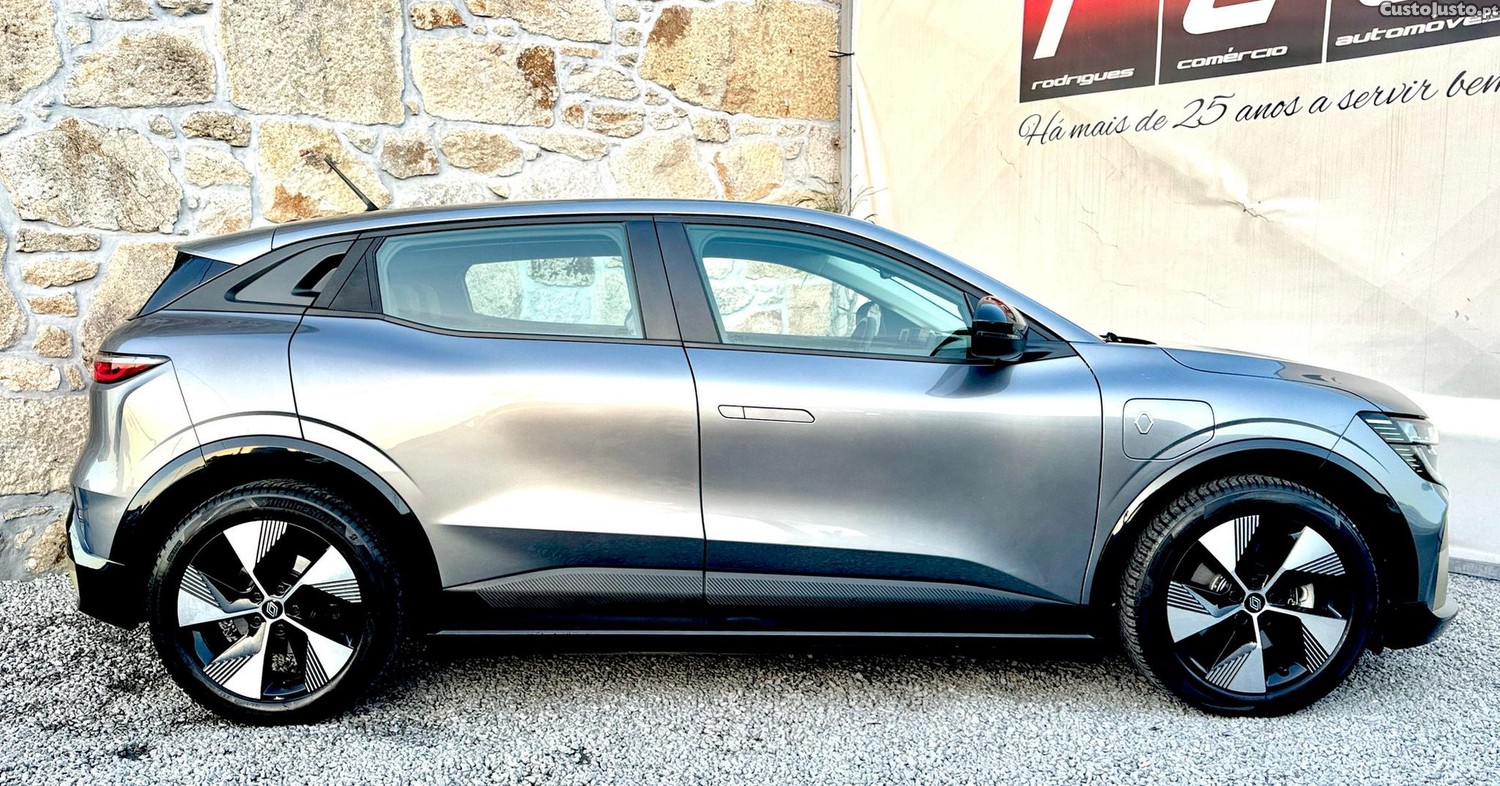 Renault Mégane E-Tech EV60 220hp optimum charge Evolution — fotografia 12