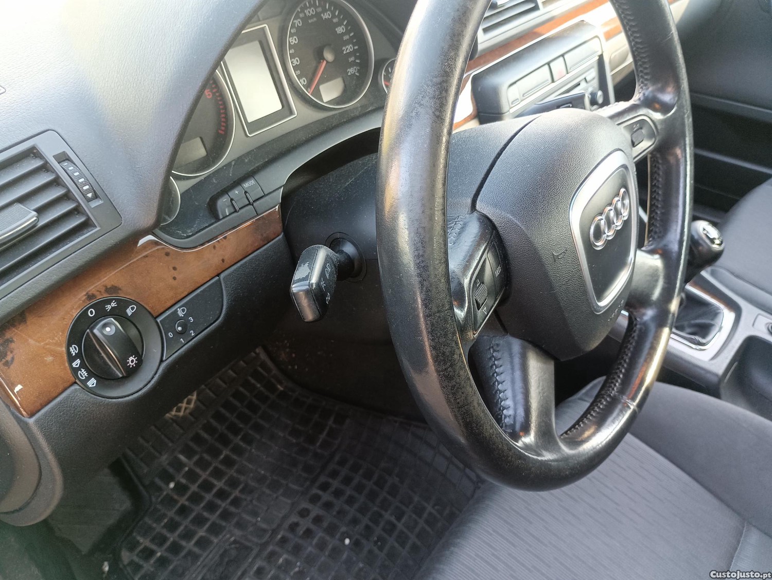 Audi A4 2.0 TDI — fotografia 2