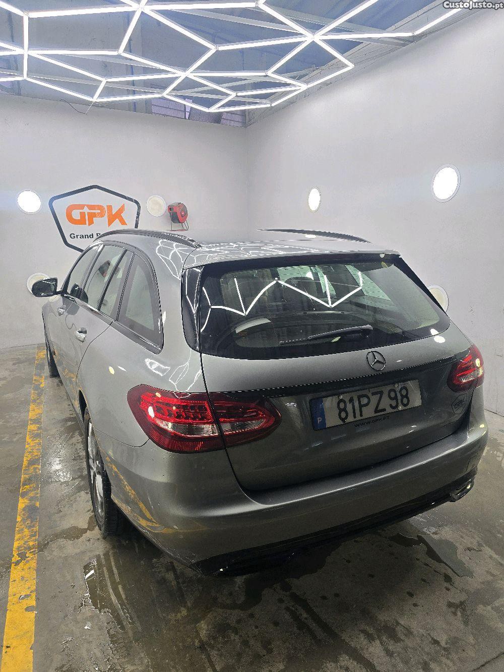 Mercedes-Benz C 200 avantgard — fotografia 8