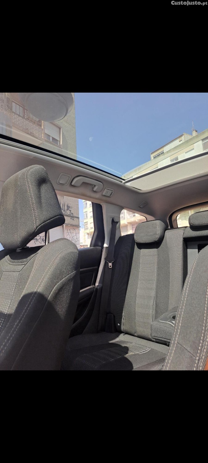 Peugeot 308 SW HDI — fotografia 5