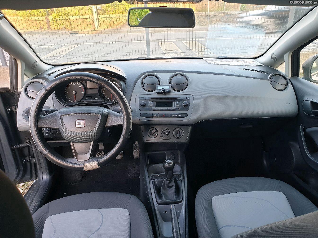 SEAT Ibiza ST 1.2 TDI Reference, AC — fotografia 4