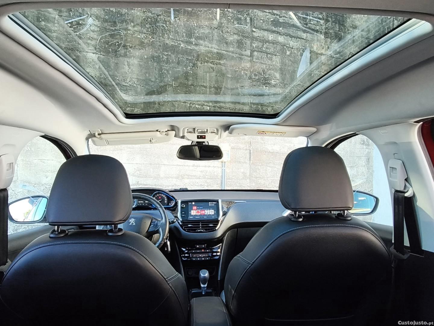 Peugeot 2008 1.2 PureTech Crossway EAT6 - 17 foto 4