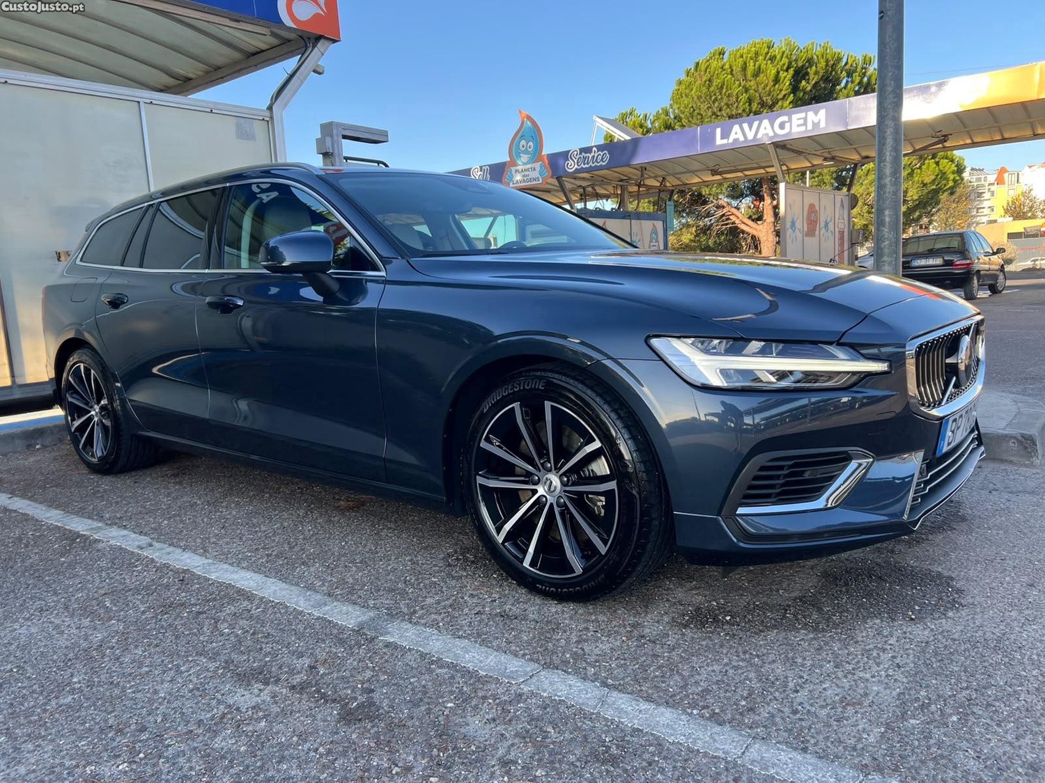 Volvo V60 Híbrida plugin - 24 — photo 4