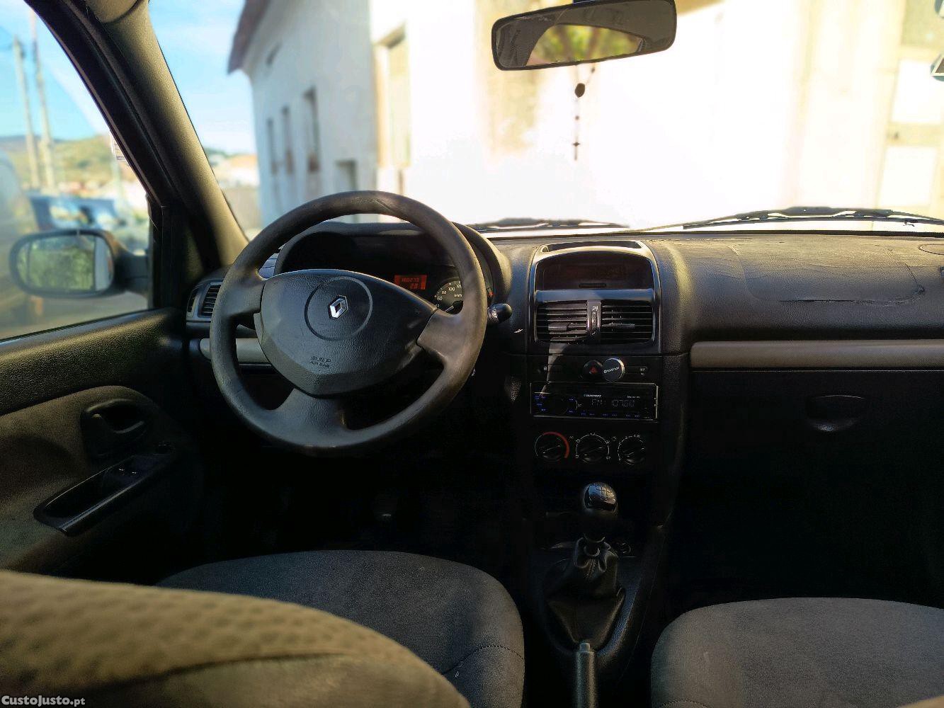 Renault Clio 1.2 — fotografia 2