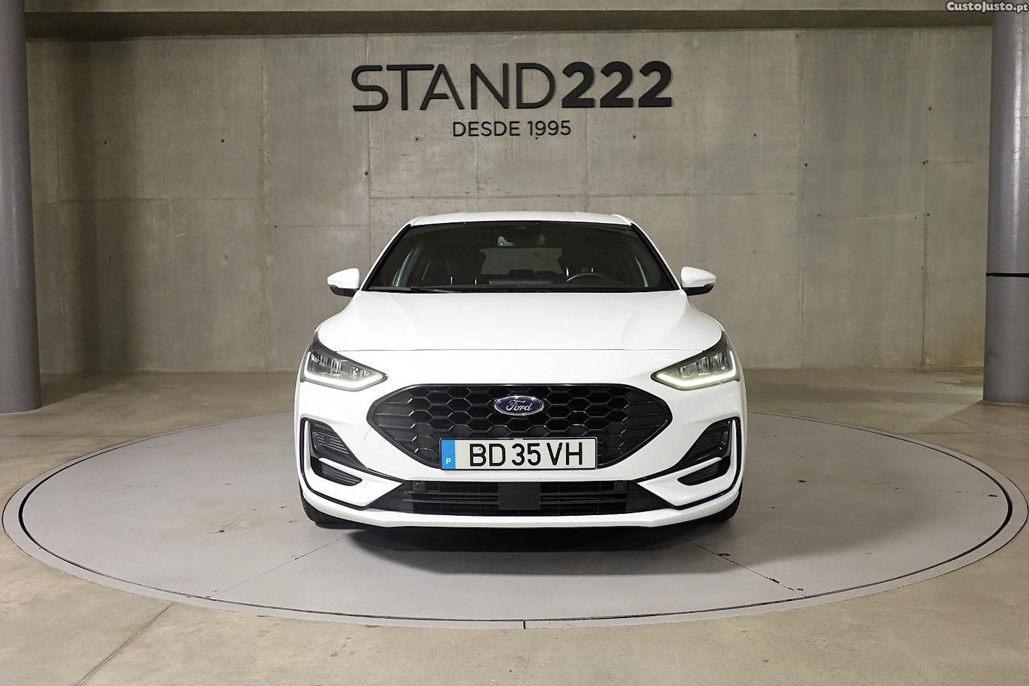 Ford Focus 1.0 EcoBoost MHEV ST-Line Aut. — fotografia 23
